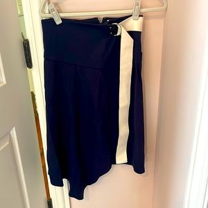 Toni Long navy blue asymmetrical skirt with white belt